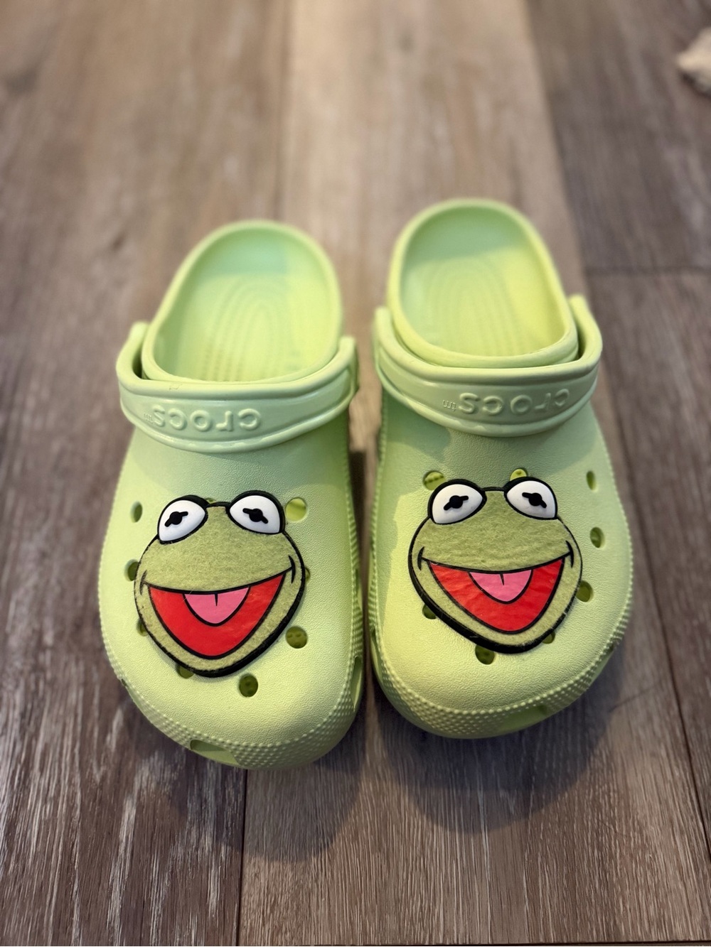 Crocs x Disney Parks Kermit the Frog Clogs